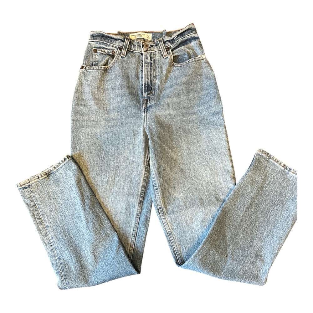 Abercrombie & Fitch The 90’s Straight Ultra High Rise Blue Denim Jeans Size 25/0